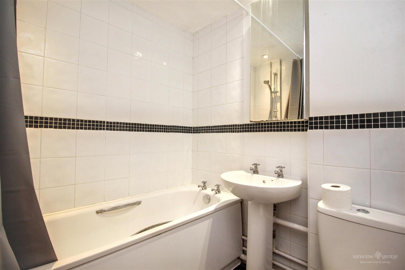 Talbot Way, Tilehurst, Reading